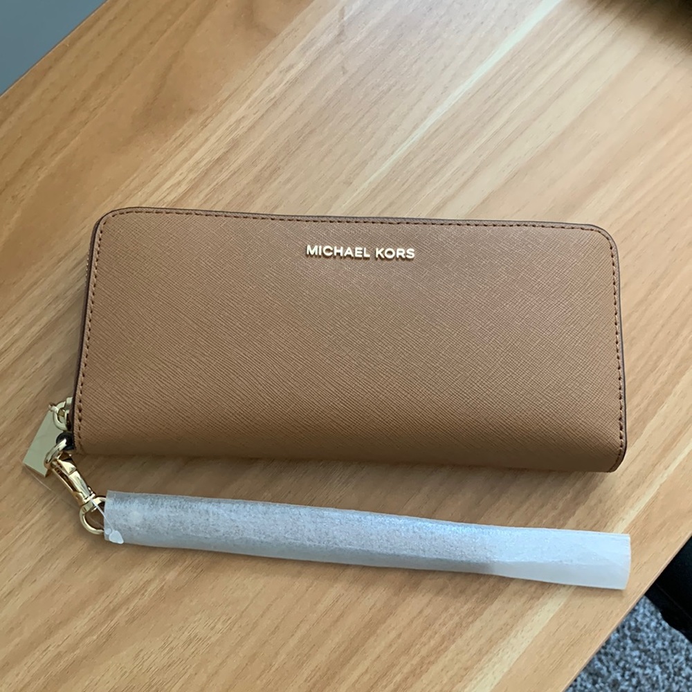 Michael Kors Wallet NWT